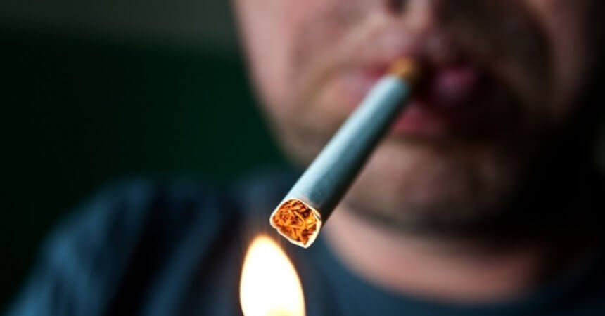 Cigarro eletrônico é proibido no Brasil e causa males à 